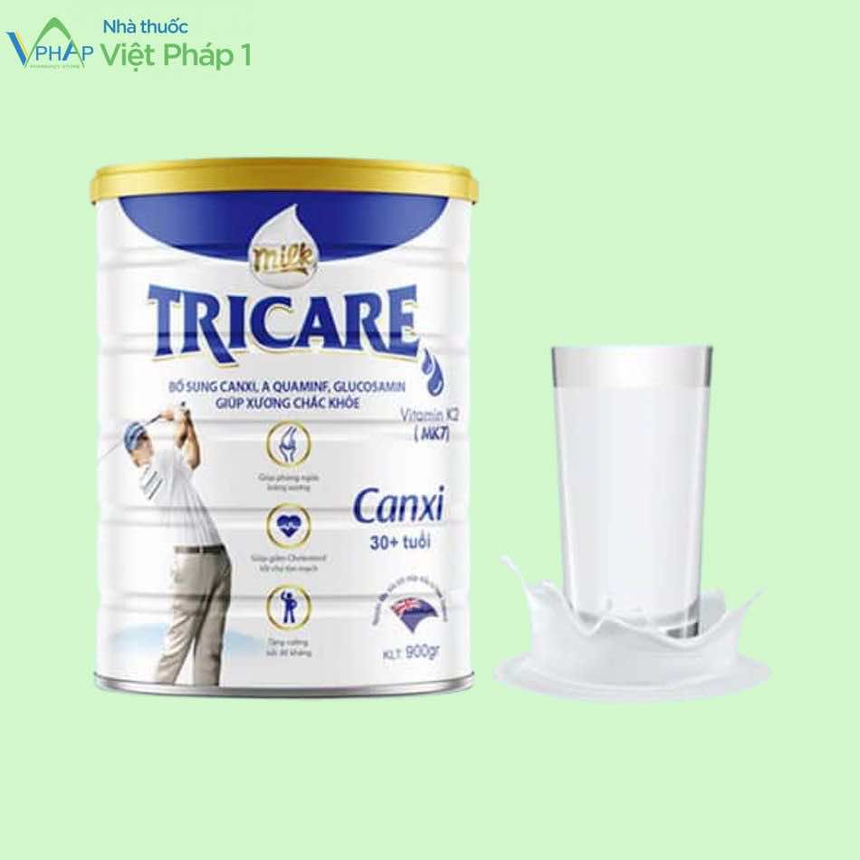 Hình ảnh hộp sữa và cốc sữa Milk Tricare