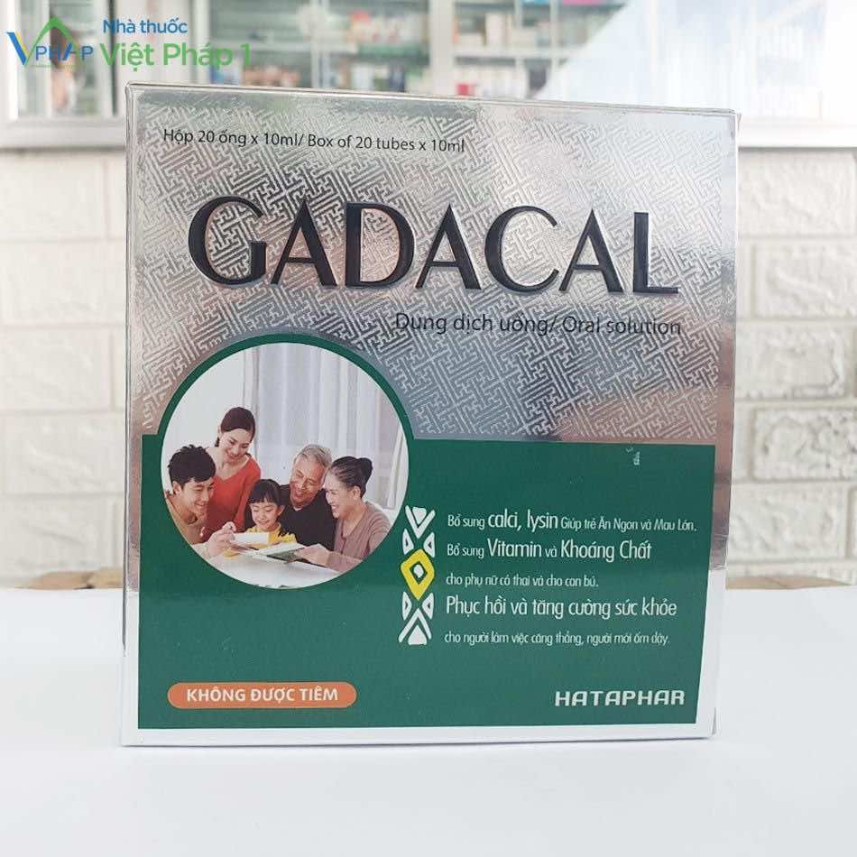 Hình ảnh hộp thuốc Gadacal được chụp tại Nhà thuốc Việt Pháp 1