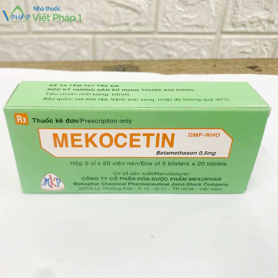 Hình ảnh hộp thuốc Mekocetin được chụp tại Nhà thuốc Việt Pháp 1