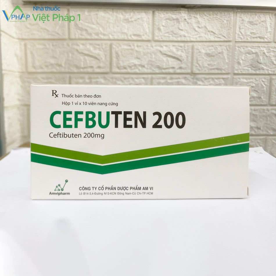 Thuốc kháng sinh Cefbuten 200 được chụp tại Nhà thuốc Việt Pháp 1