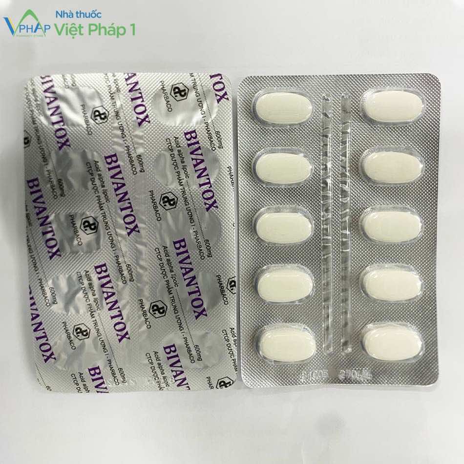 Hình ảnh vỉ thuốc Bivantox 600mg được chụp tại Nhà thuốc Việt Pháp 1