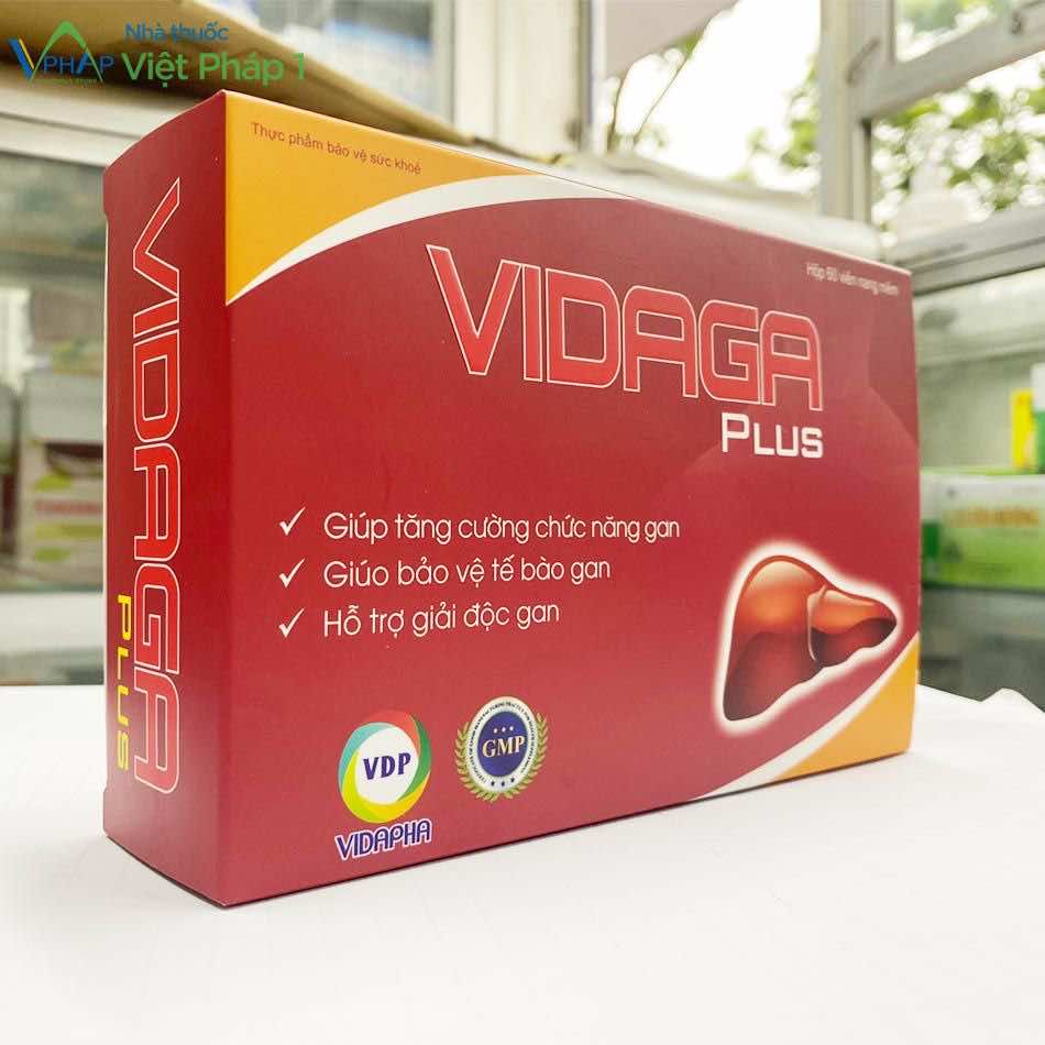 Hình ảnh hộp Vidaga Plus chụp từ trái sang