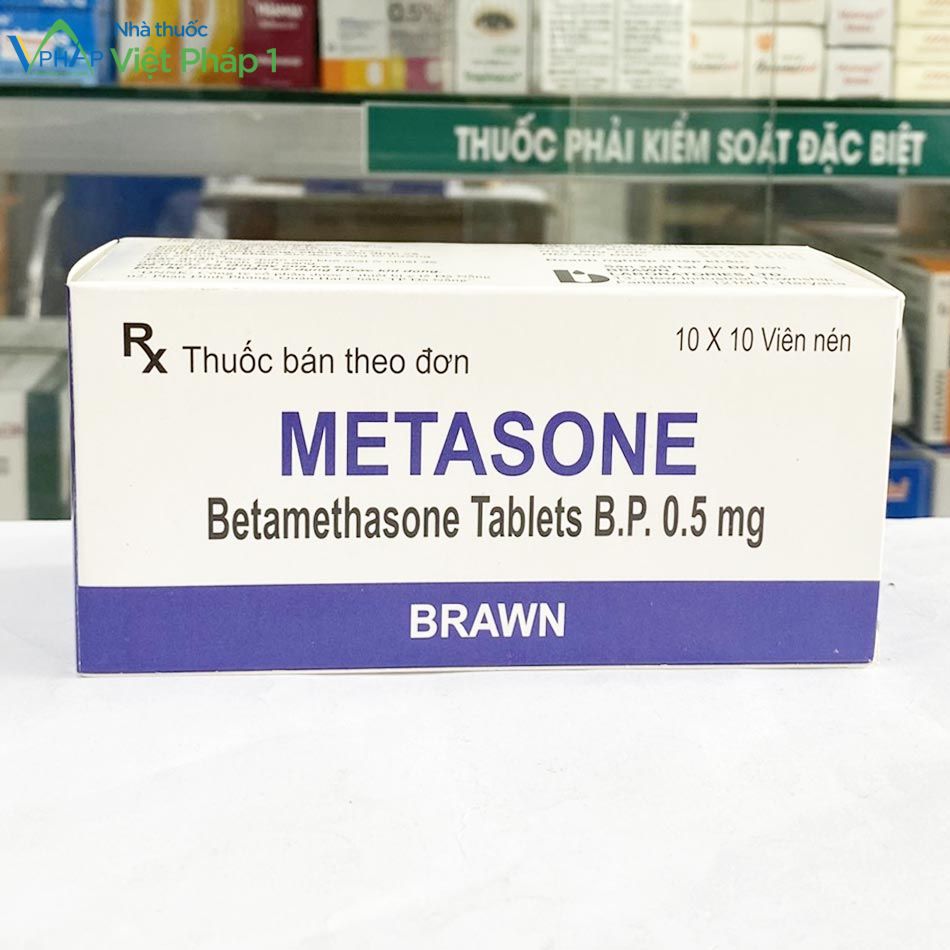 Hộp thuốc Metasone nhìn chính diện