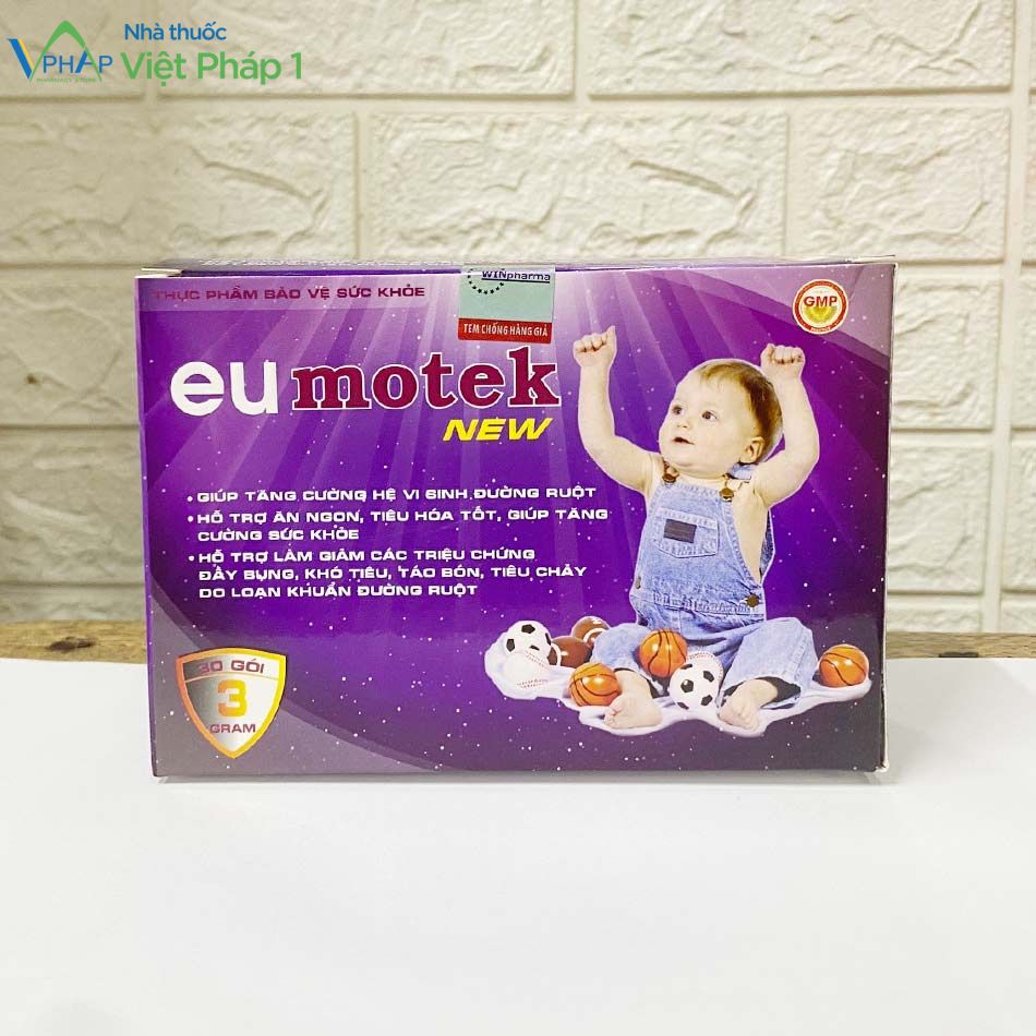 Hộp sản phẩm EUMOTEK New được chụp tại Nhà Thuốc Việt Pháp 1