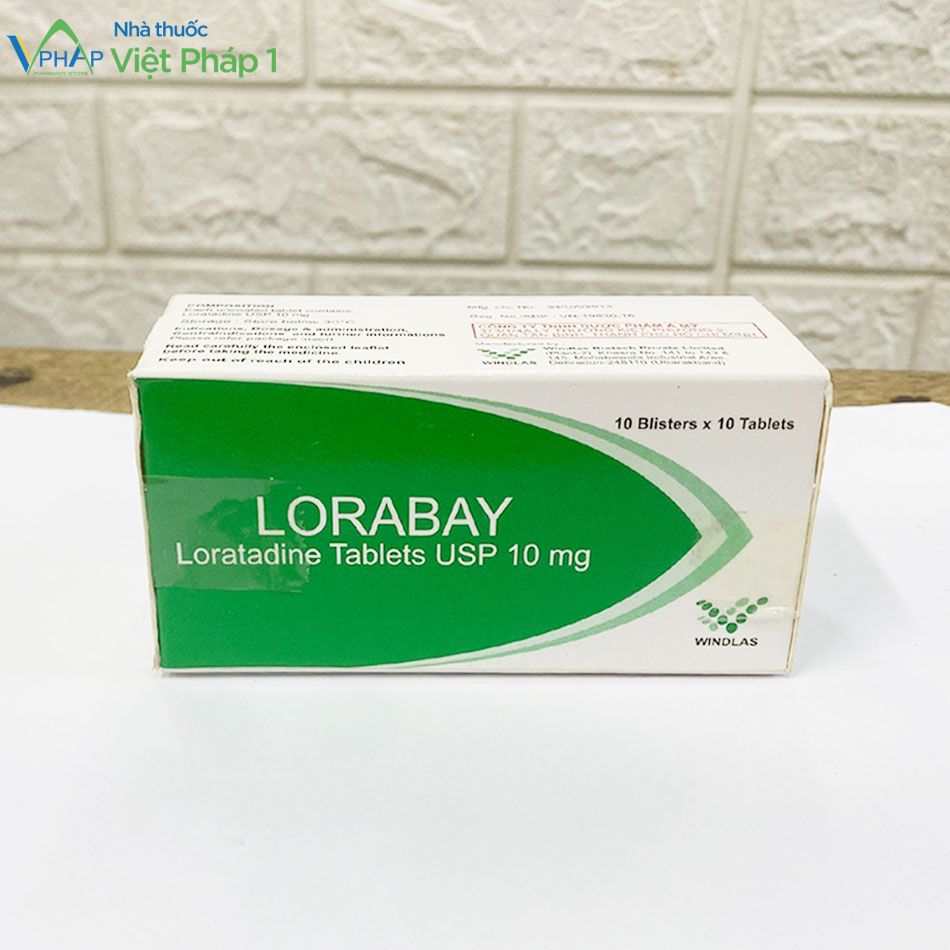Hộp thuốc Lorabay 10mg được chụp tại Nhà Thuốc Việt Pháp 1