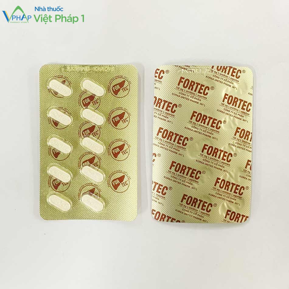 Hình ảnh vỉ 10 viên thuốc Fortec được chụp tại Nhà Thuốc Việt Pháp 1