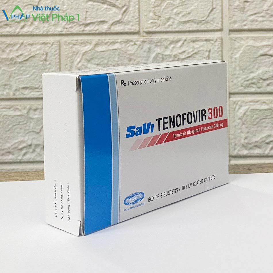 Mặt trước hộp thuốc Savi tenofovir 300 mg