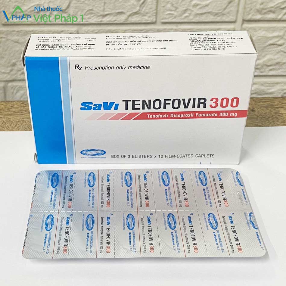 Hộp và mặt sau vỉ thuốc Savi tenofovir 300 mg
