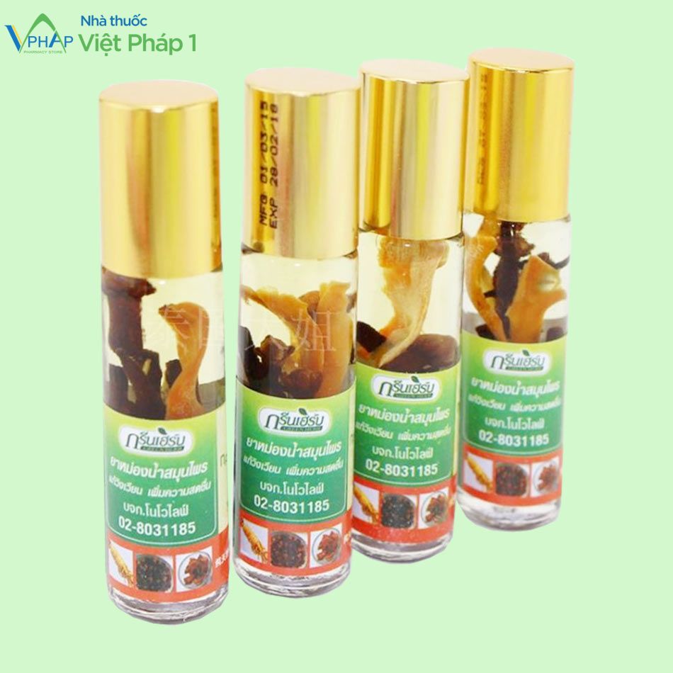 Dầu gió thảo dược Green Herb Oil Thái Lan