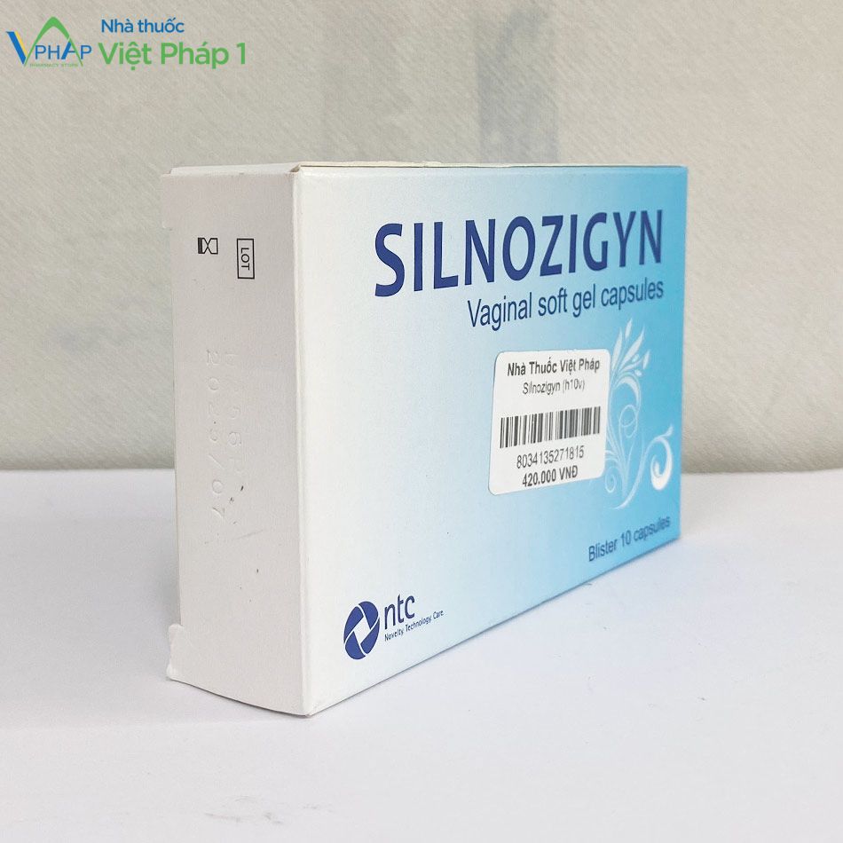 Mặt nghiêng của hộp thuốc Silnozigyn được chụp tại Nhà Thuốc Việt Pháp 1