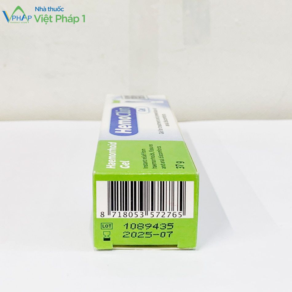 Hình ảnh: Mặt dưới của hộp sản phẩm được chụp tại Nhà Thuốc Việt Pháp 1